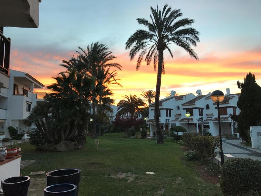 Primera Linea De Playa Julio Y Agosto Min 7 Dias De Lunes A Lunes Dénia Exterior foto